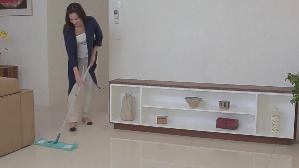 Como Escolher a Melhor Vassoura para Porcelanato