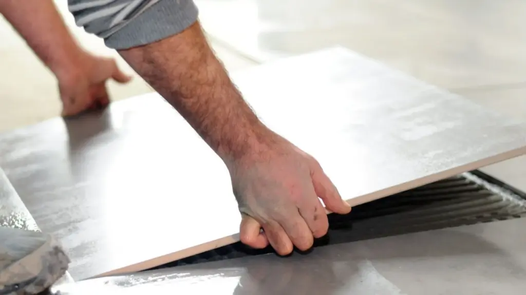 O Que é Argamassa e Por Que é Crucial para o Porcelanato?